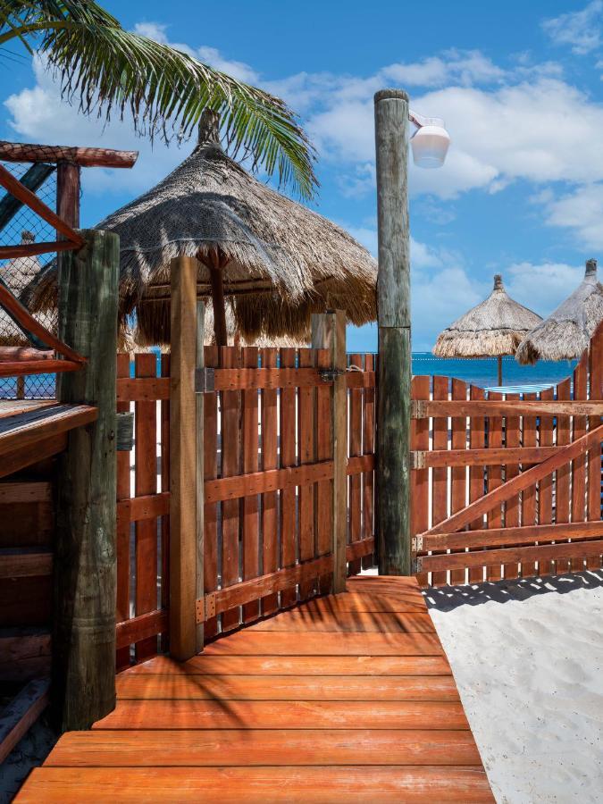 The Diving Lodge Downtown Puerto Morelos Esterno foto