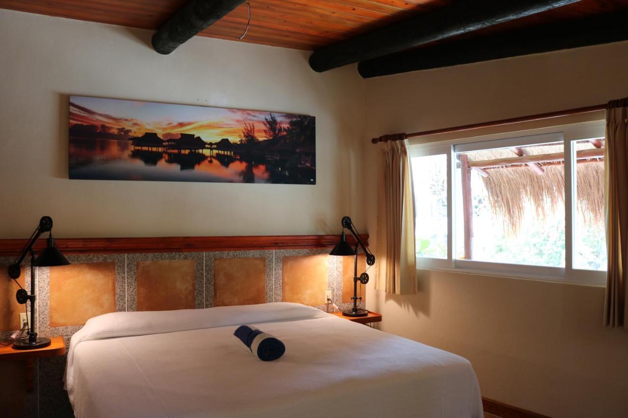 The Diving Lodge Downtown Puerto Morelos Esterno foto
