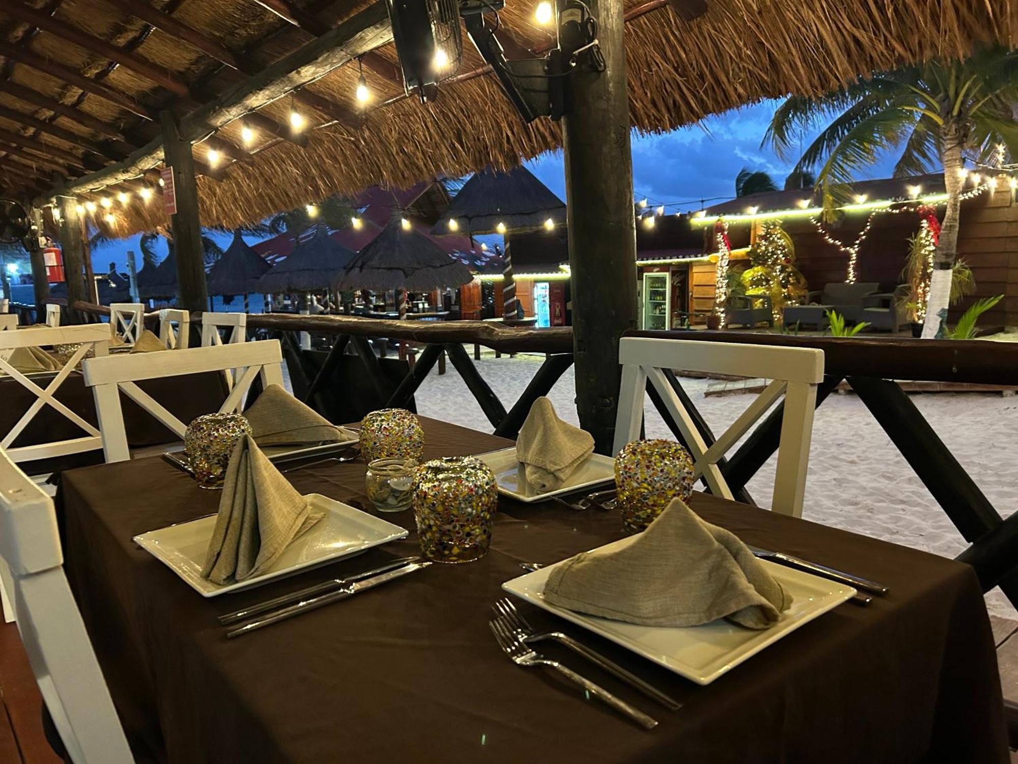 The Diving Lodge Downtown Puerto Morelos Esterno foto